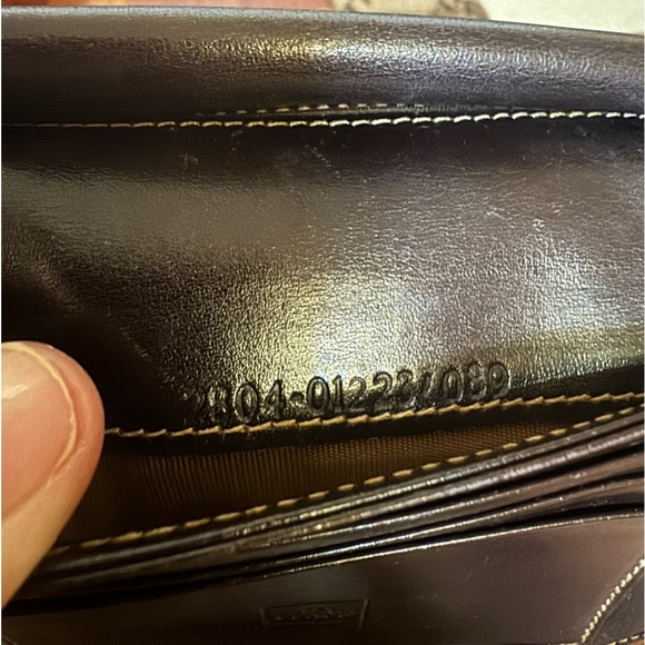 Vintage Authentic Fendi Wallet in great condition. Please see pics for details. - Picture 11 of 11
